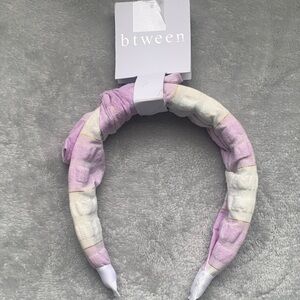 NEW- btween Lavender and Cream Headband With Gold Accents &Side Knot